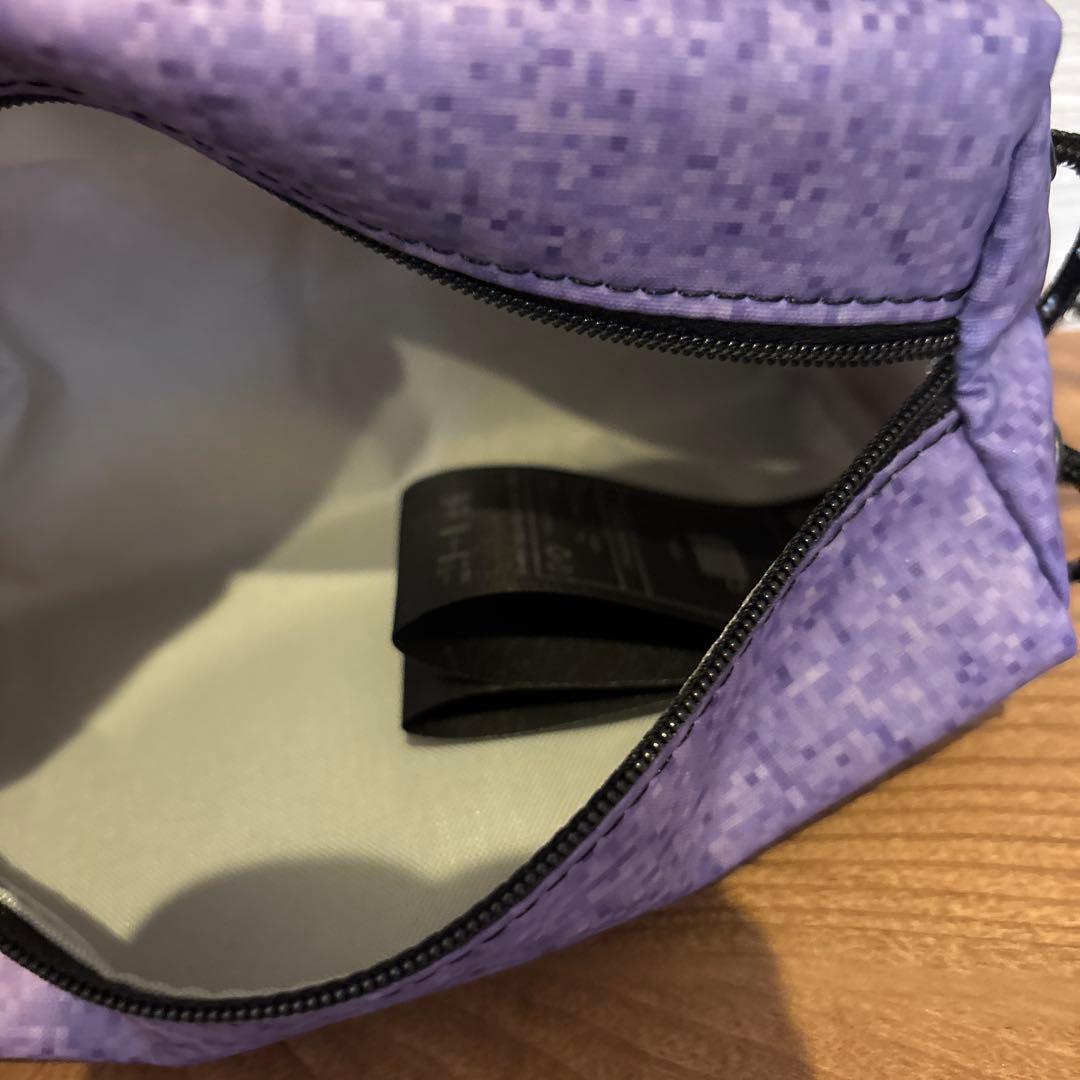 新品未使用 BTS×Nukak ポーチ