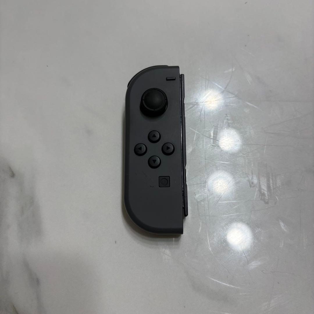 Nintendo Switch 本体 ジョイコン4個付き　充電器