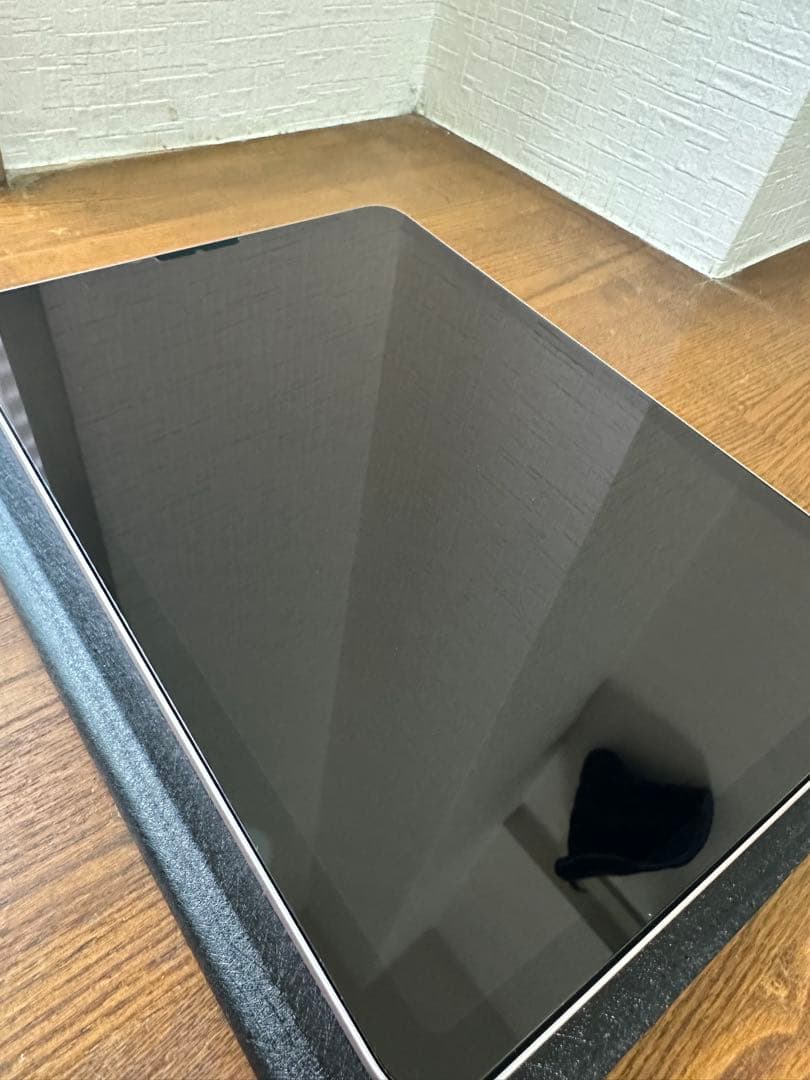 しずくApple iPad Air (第５世代) Wi-Fi 256GB
