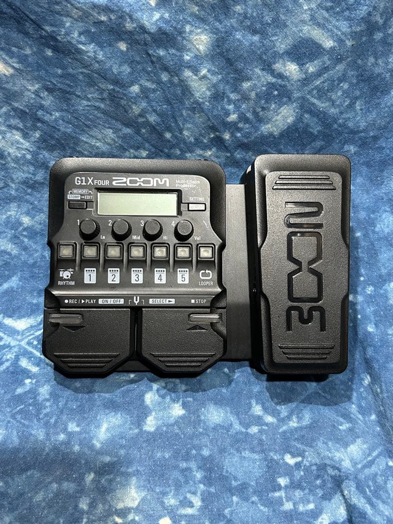 ギター ZOOM G1X four