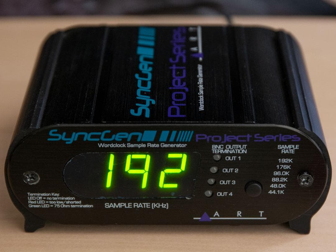 Art SyncGen ワードクロック・ジェネレーター 中古