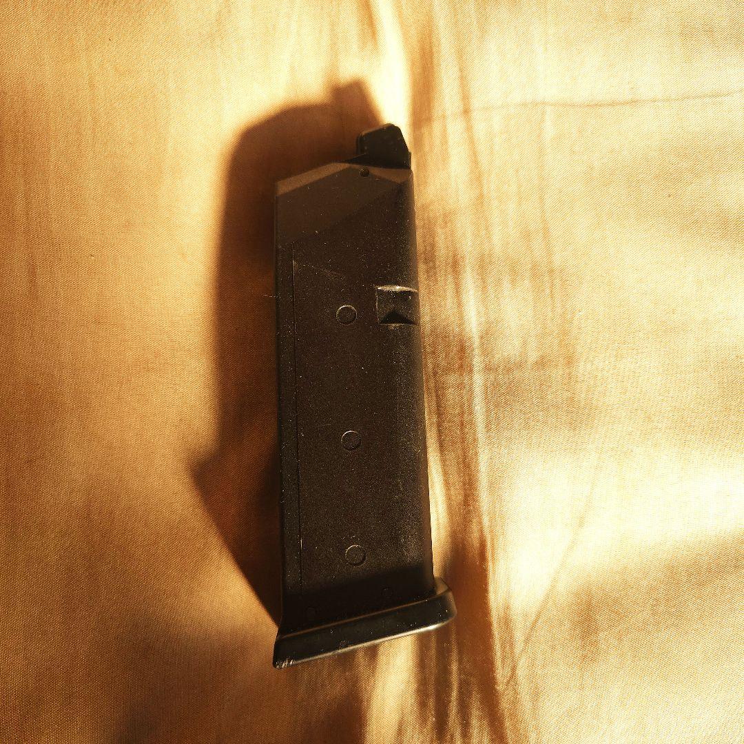 東京マルイGLOCK19 Gen.3　本体とマガジン＋スペアマガジンのみ