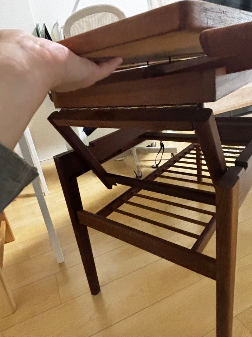 デンマーク　チーク材　エレベーターテーブル　北欧ビンテージ