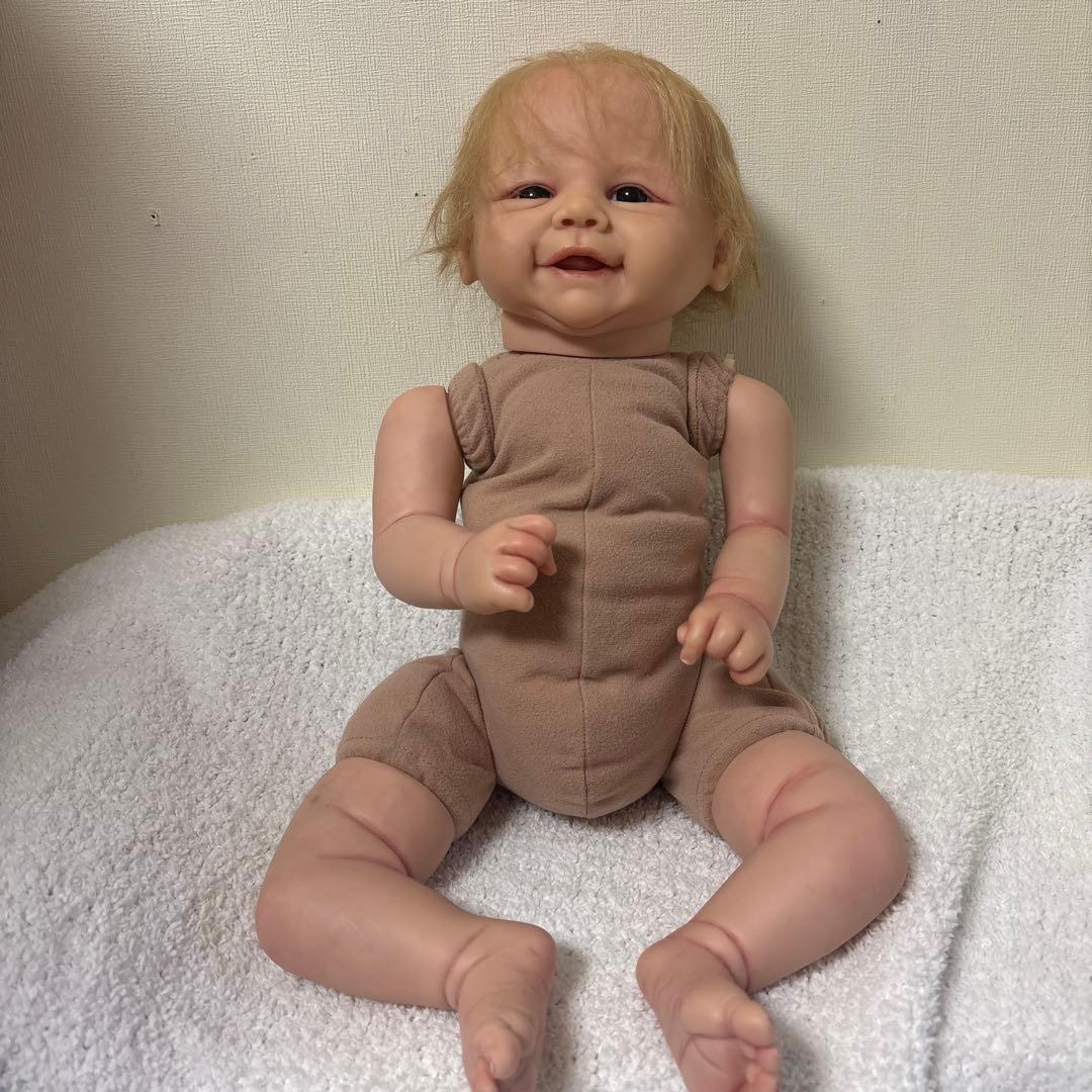 リボーンドール　かわいい笑顔の子（ビビアン）