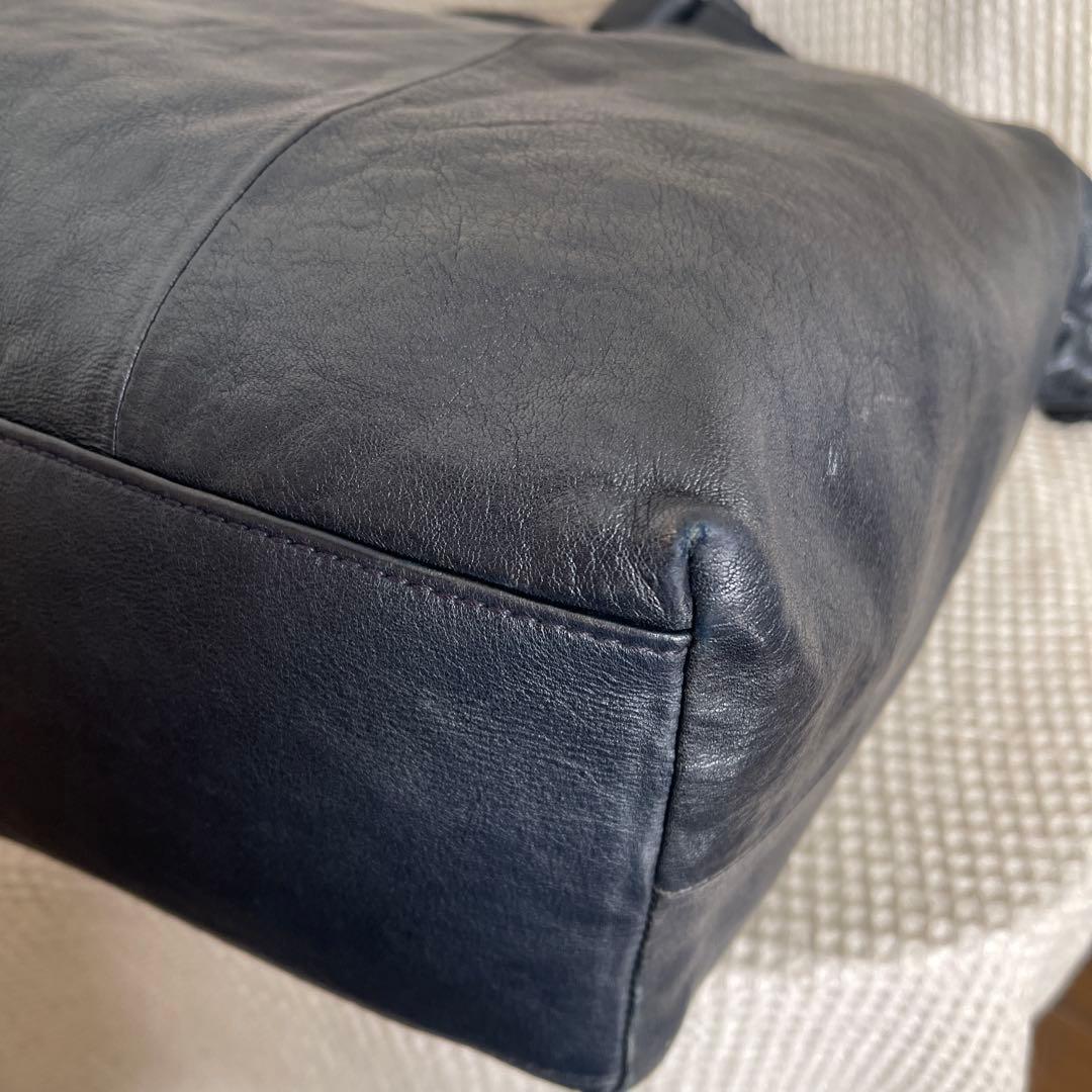 ◇ genten ゲンテン バッジョ2wayレザーショルダーバッグ ネイビー ◇