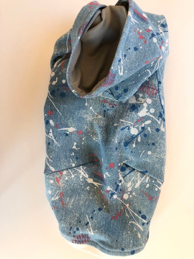 スプラッシュ柄フード付きタンクトップ　イタグレ服　犬服