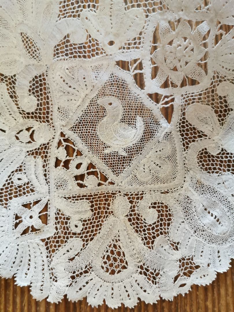 アンティーク 1880年頃 ミラネーゼレース 鴨/家鴨 ボビン編リネンドイリー