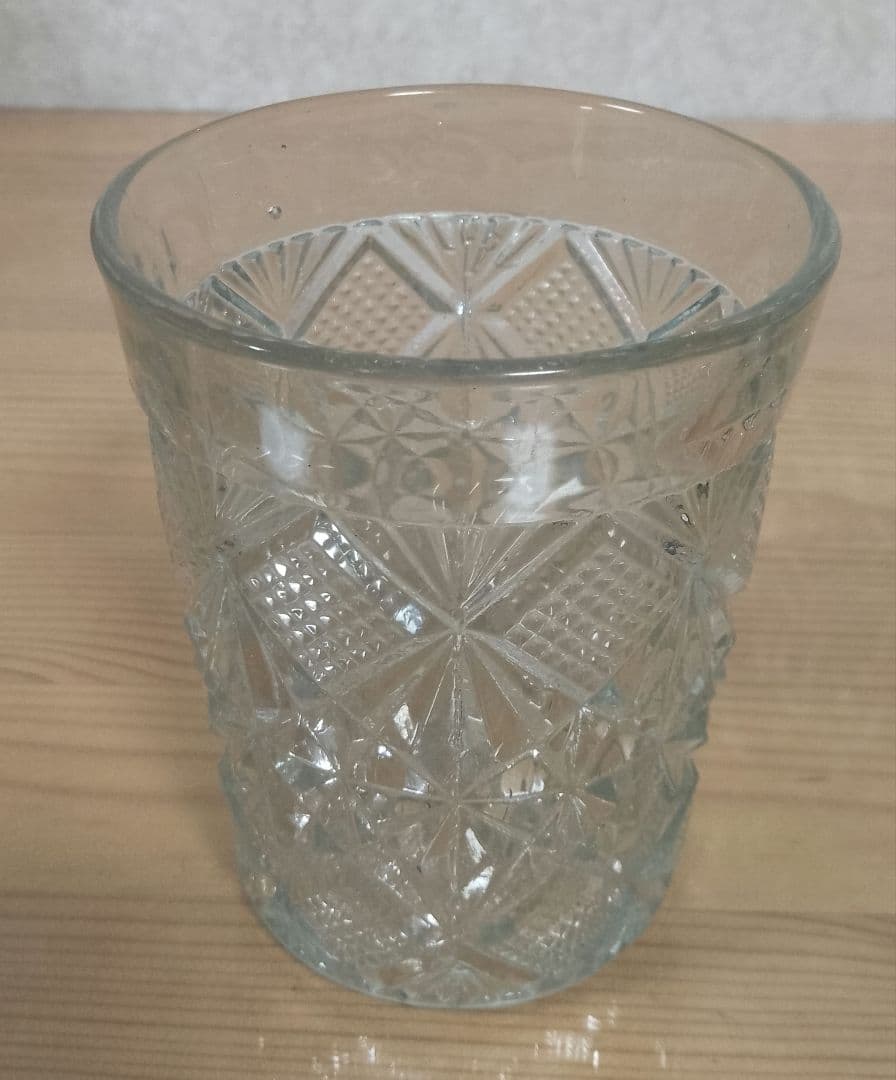 大正〜昭和初期  プレスガラス 幾何学文様 水飲みコップ