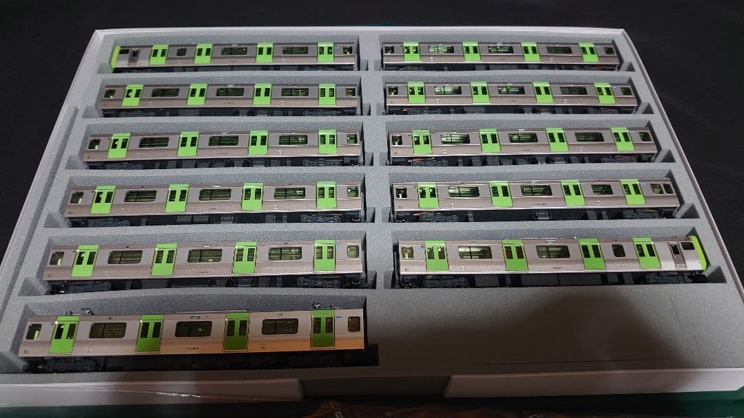 KATO　E235系　山手線　フル編成