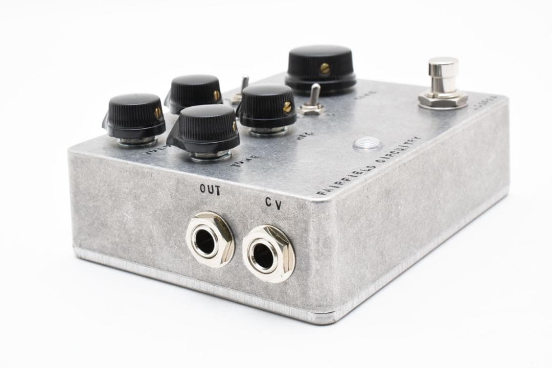 新品 未使用 Fairfield Circuitry Meet Maude