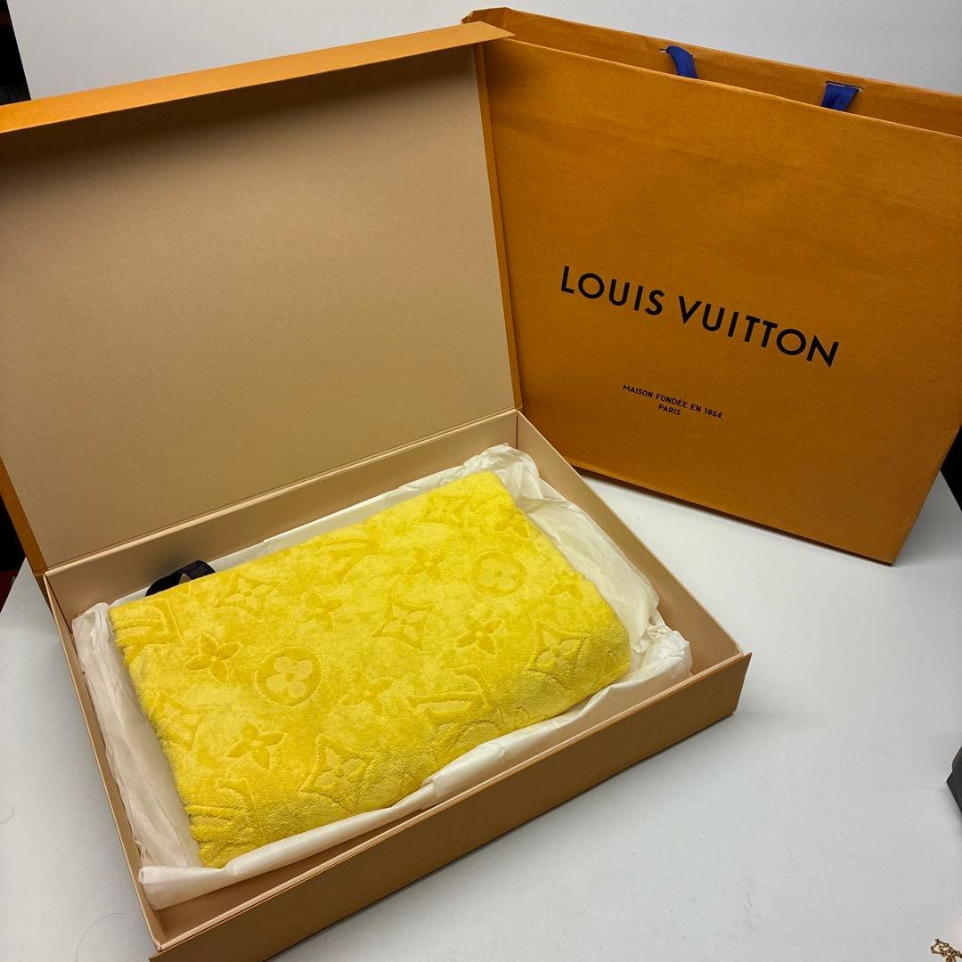 LOUIS VUITTON ルイヴィトン　ビーチタオル　イエロー　【SALE】