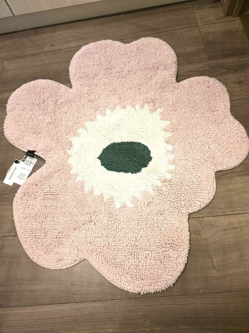 marimekko 花形バスマット ピンク