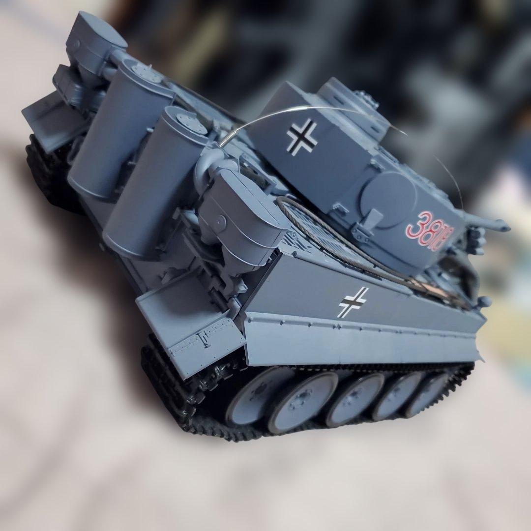 ヘンロン社製 RCバトルタンク 1/16