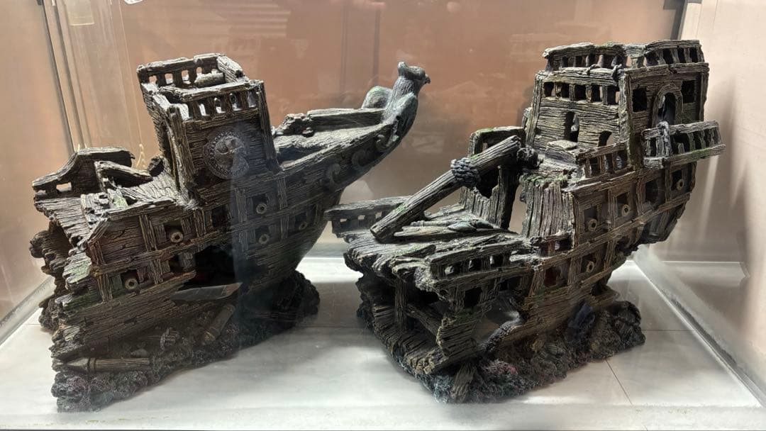 水槽用　沈没船オプジェ　レイアウト