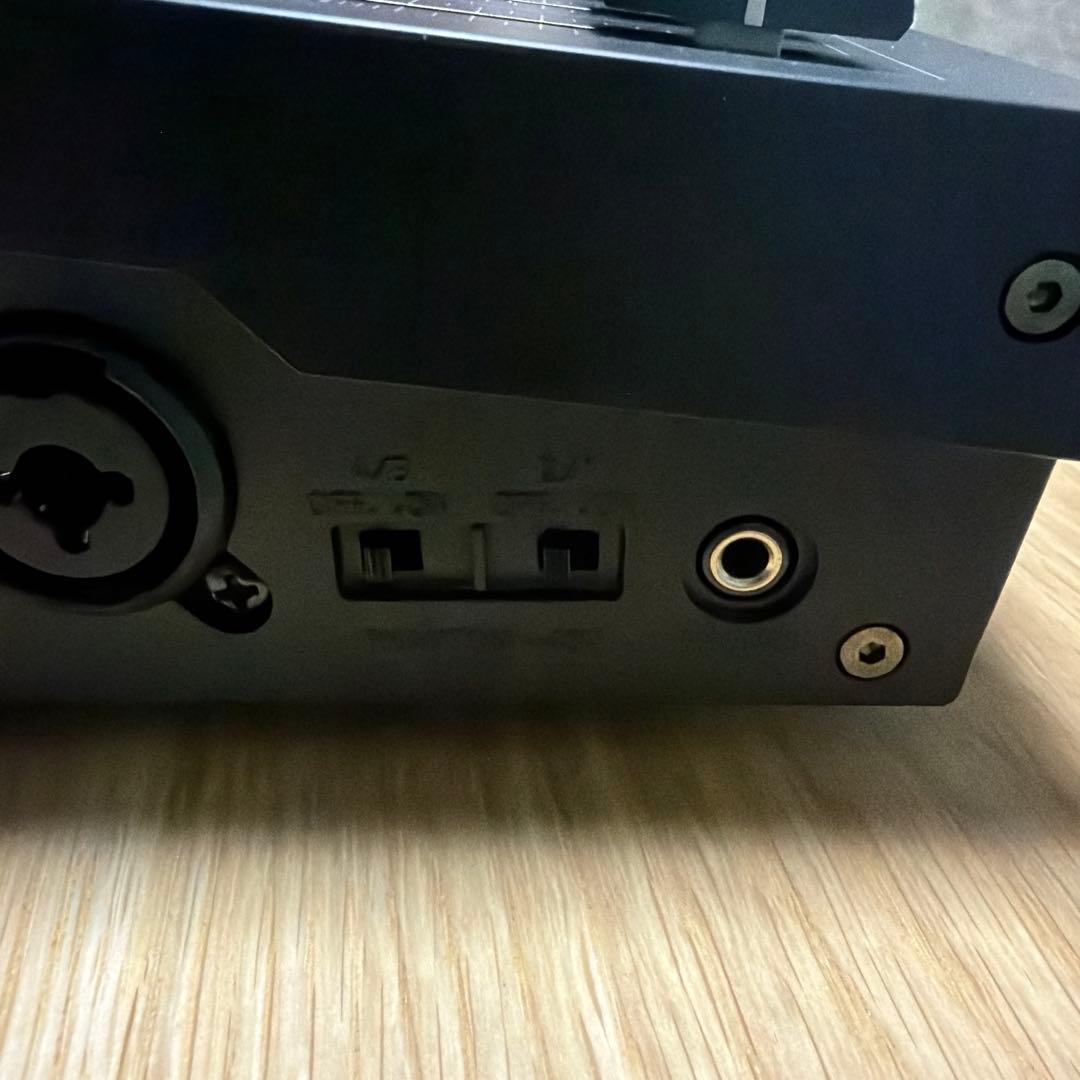 Roland VR-4HD デジタルAVミキサー 特に問題なく動作します