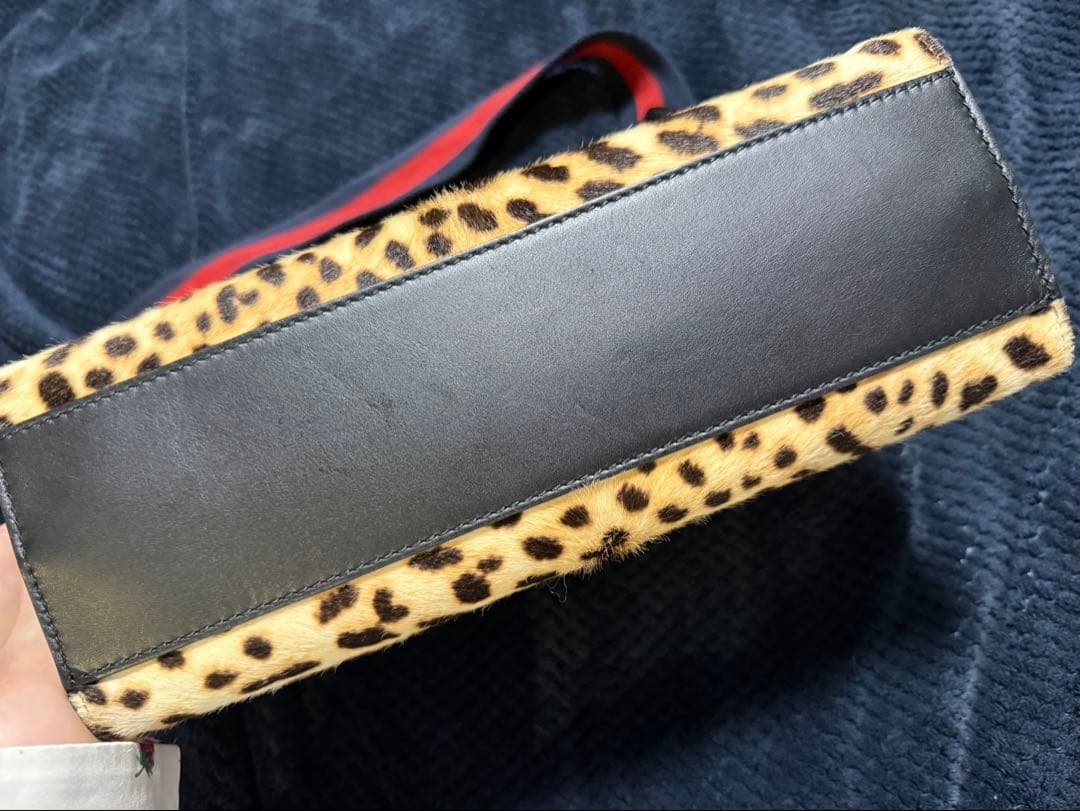 GUCCI ヒョウ柄バック