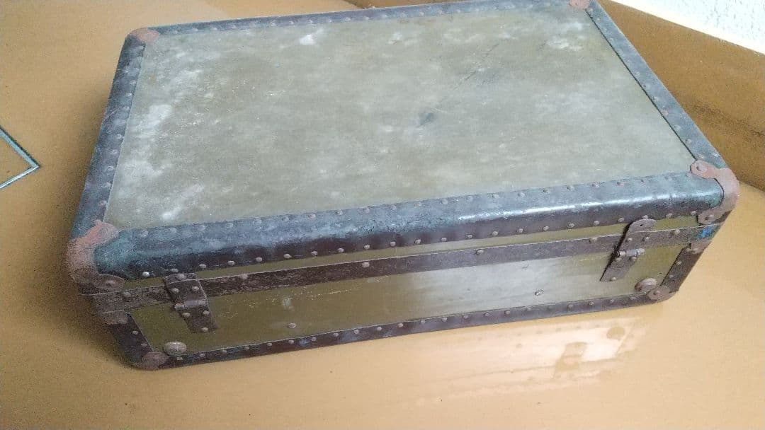 旧日本軍　陸軍　軍医　トランクケース　遺品