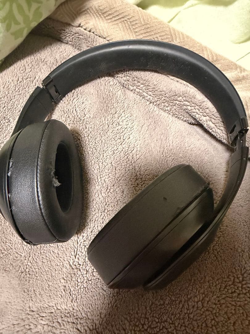 Beats Studio3 ワイヤレスヘッドホン ブラック ケース付き