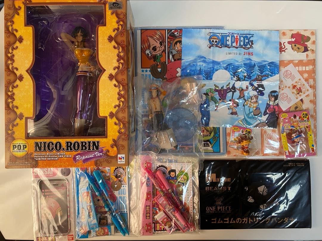 【超希少品‼︎】【大人気商品‼︎】 【ワンピースグッズ11点セット】フィギュア 文具