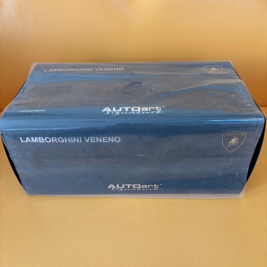 も*こ様 レア！オートアート 1/18 ランボ ヴェネーノ（Mレッド）