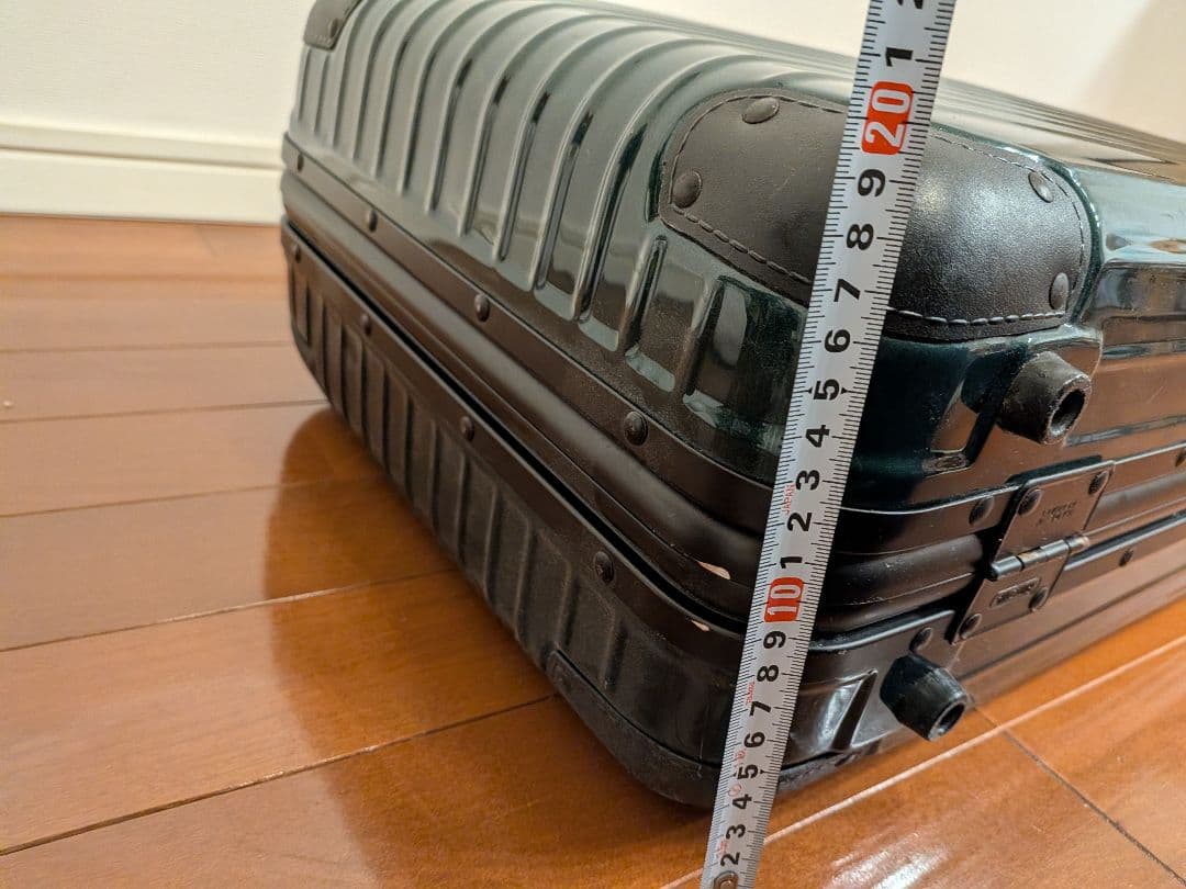 リモワ RIMOWA サンバノヴァ 機内持ち込みサイズ