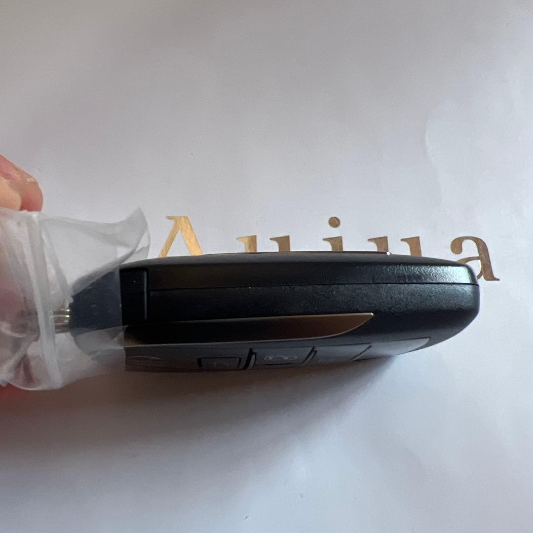 TOYOTA 40アルファード　純正スマートキー　スペアキー　【美品】