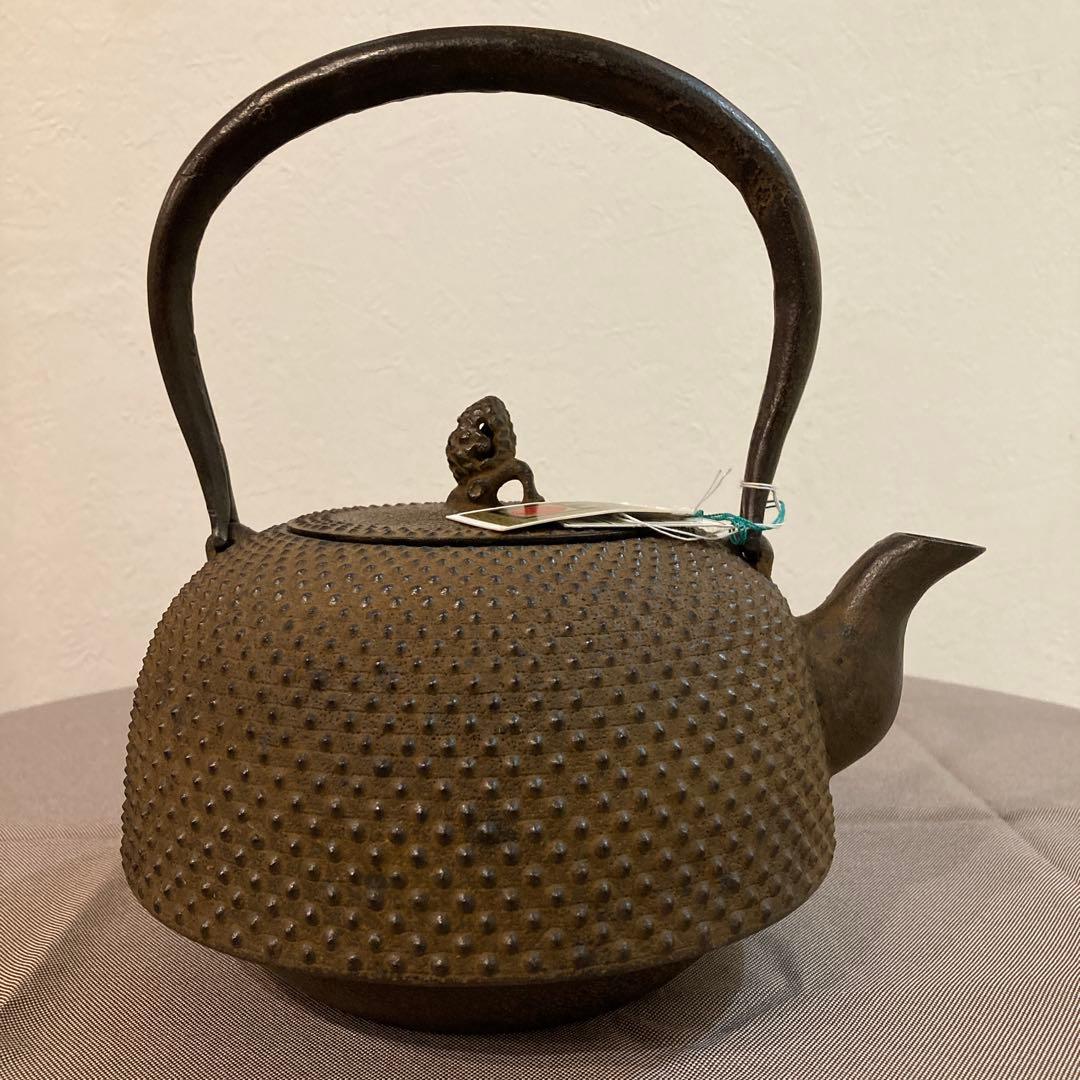 未使用　南部鉄瓶 成龍堂鋳造所・及川光正氏/齋峰作　 別製平南部型アラレ2.3L