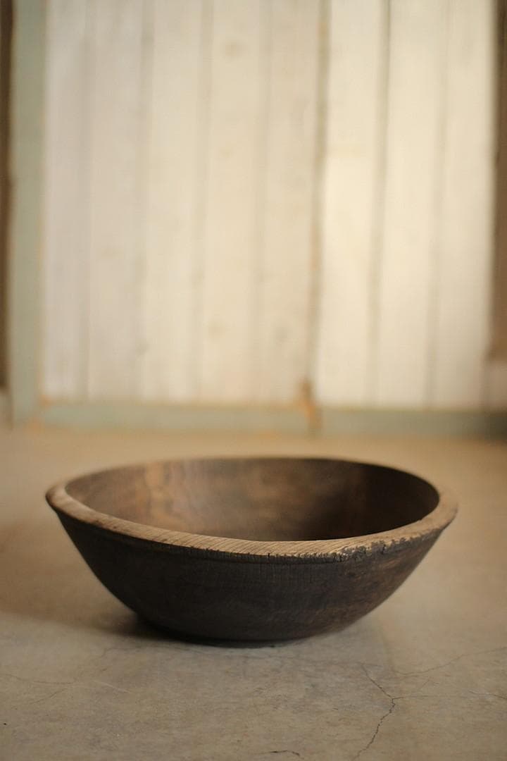 古く味のあるこね鉢　古材　くりぬき　花器　古道具　アンティーク