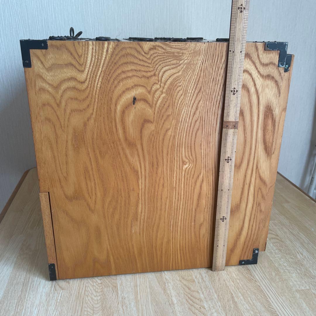 木製 中型チェスト 伝統的な和風デザイン 百味箪笥 骨董品薬箪笥 アンティーク