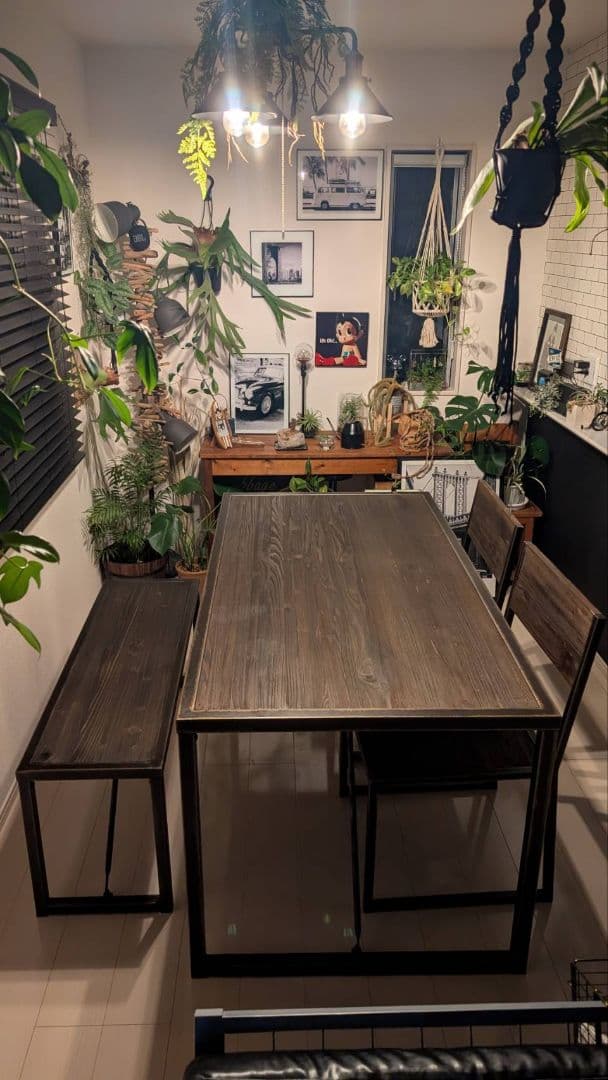 アルモニア モダンな木製ダイニングテーブルセット