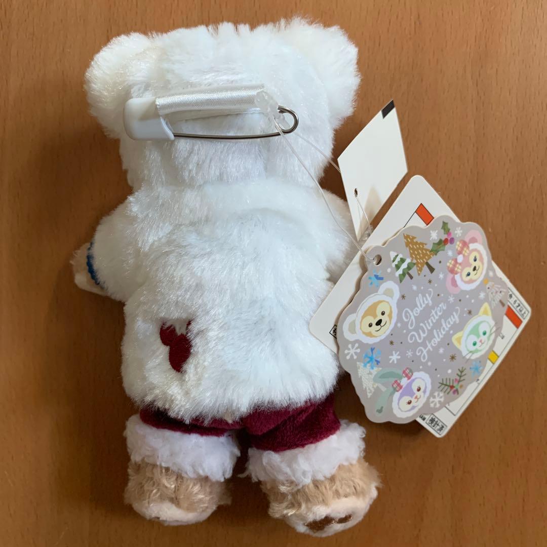 ウィンターホリデー　ぬいぐるみバッジ　ダッフィー 東京ディズニーシー タグ付き