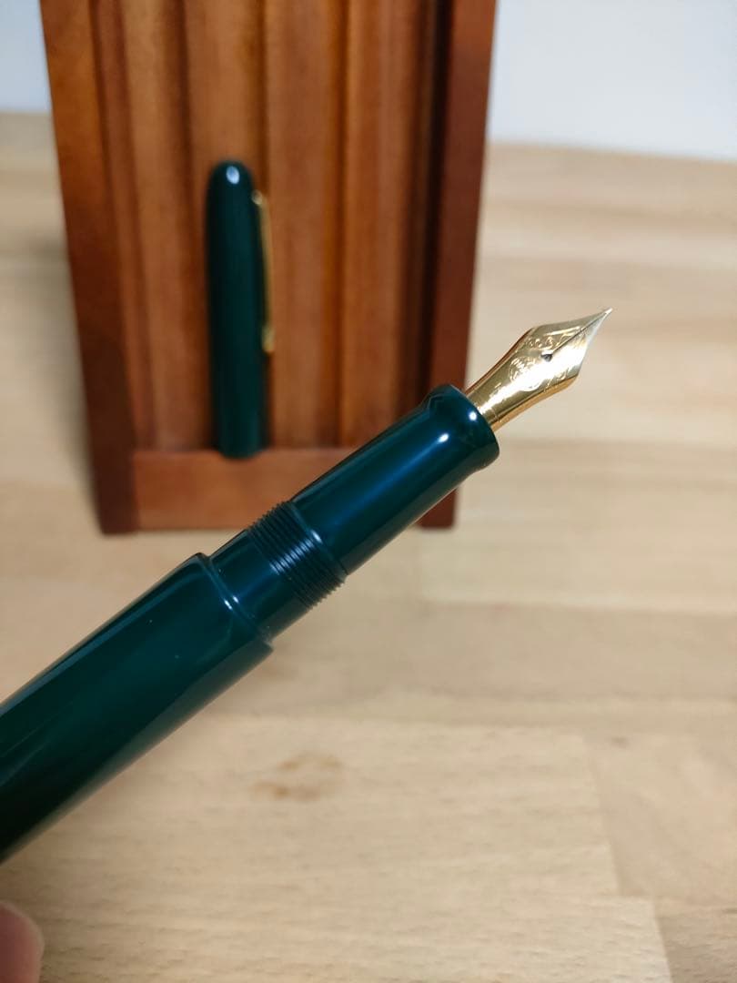 ★土日限定値下げ★中屋万年筆 緑