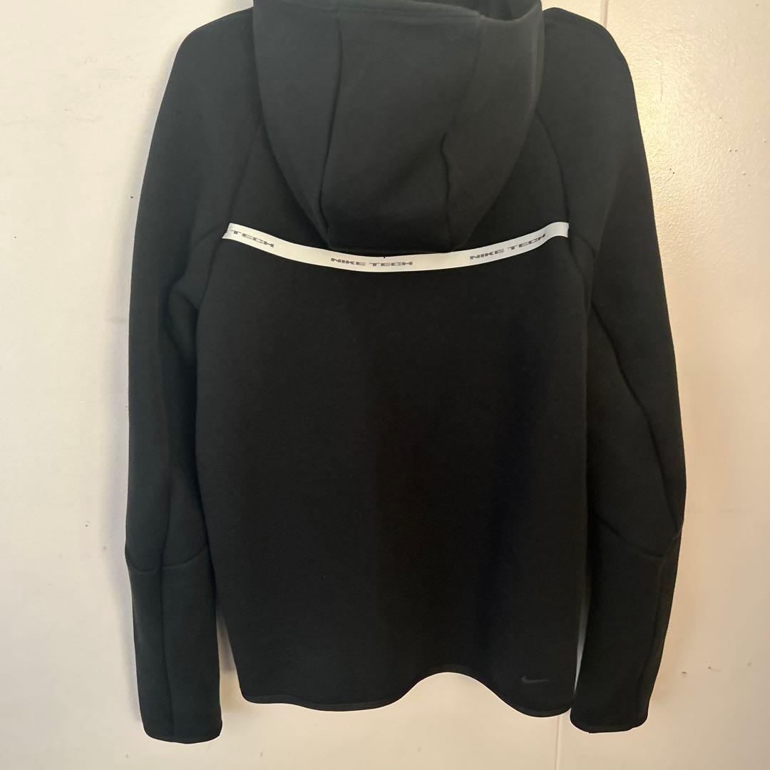 NIKE テックフリース 反射