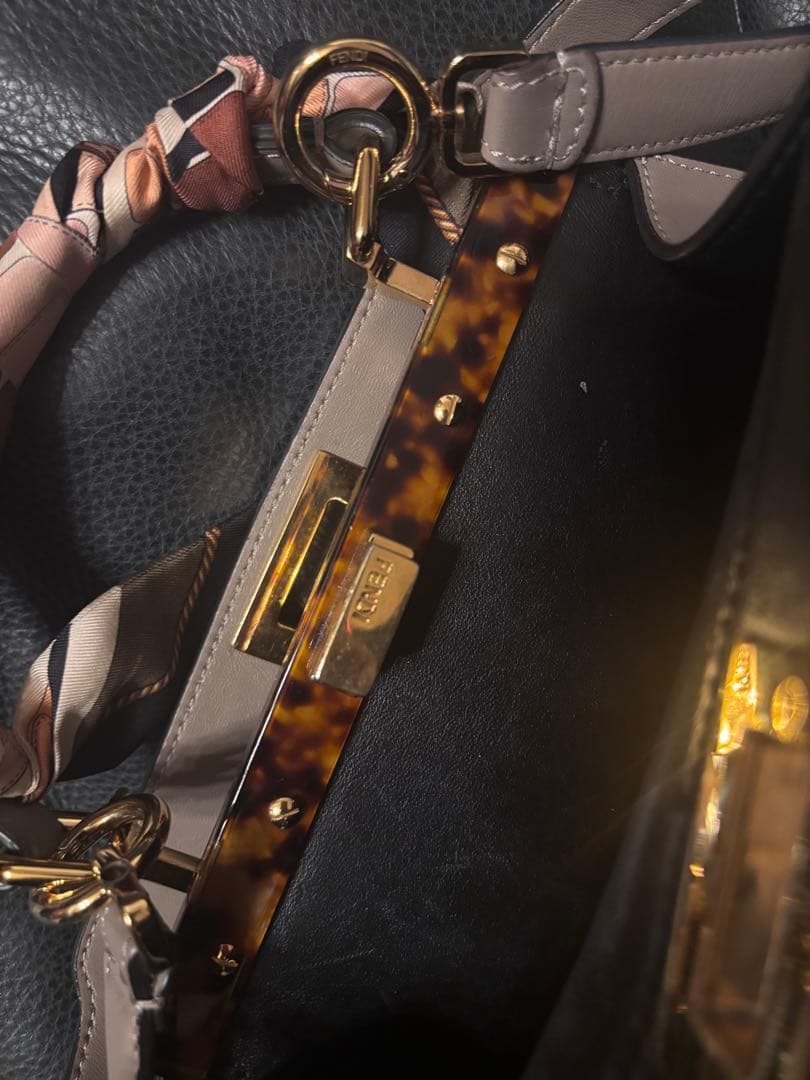 FENDI フェンディ　アイシーユー　ショルダーバック　ハンドバック　ベージュ