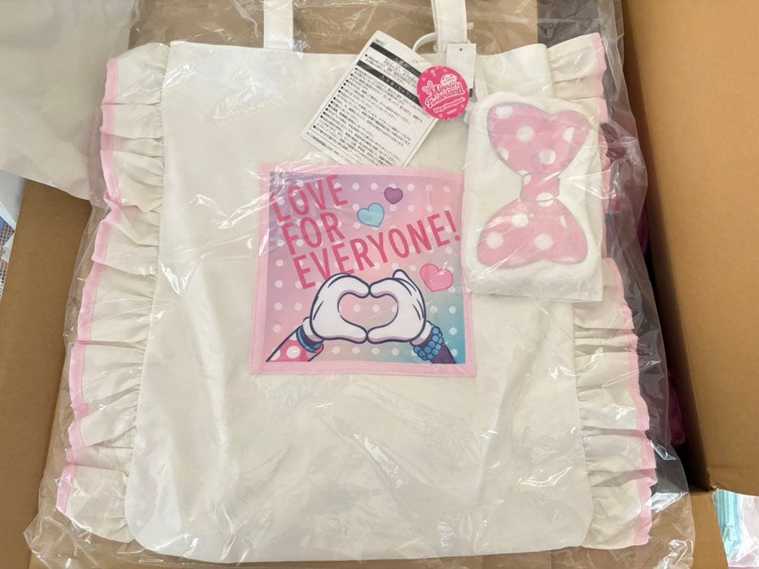 ミニーのファンダーランド　フリルトートバッグ　2024 パルパルーザ　新品