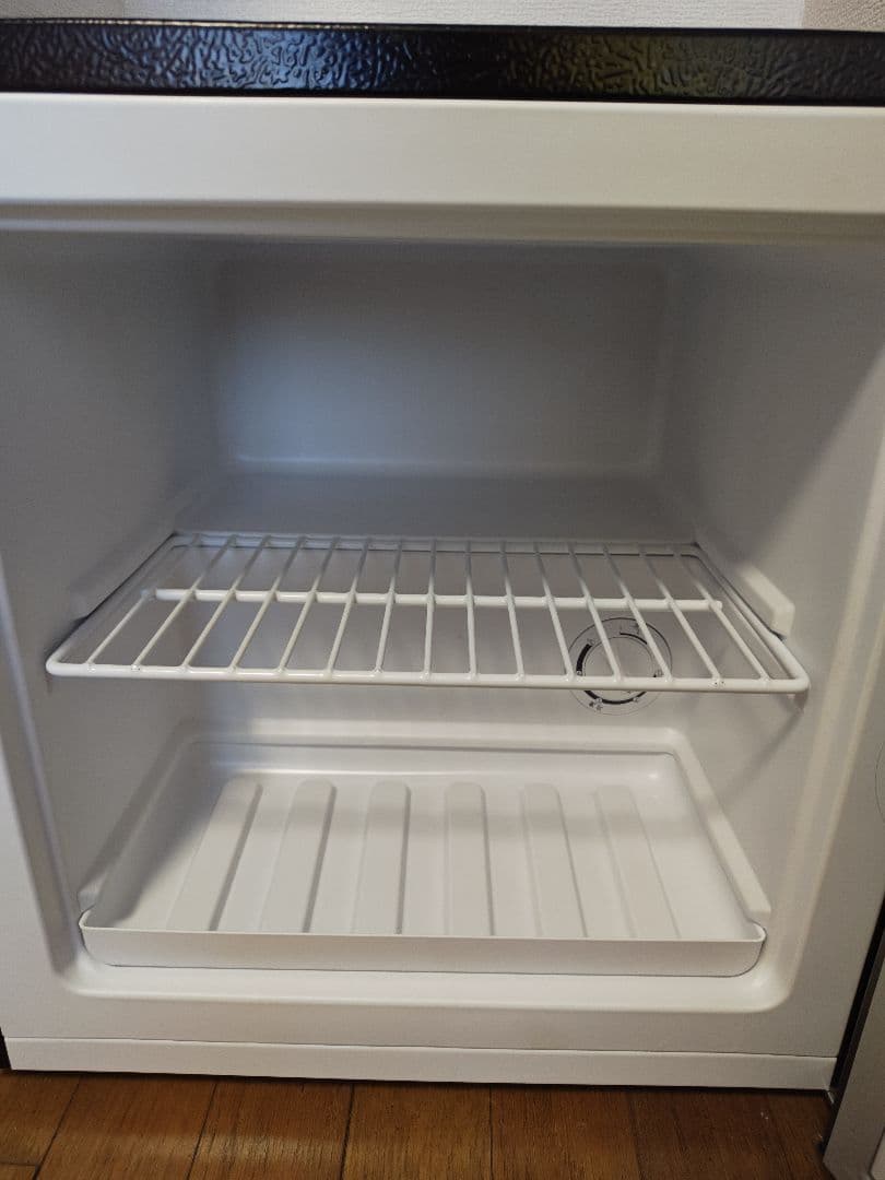 ★assist★新品未使用★小型冷蔵庫JF032ML01GMガンメタリック