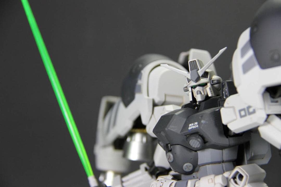 [塗装済完成品]MG 1/100RX-78GP02Aガンダム試作2号機サイサリス