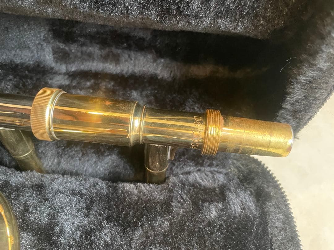 美品　Maxtone トロンボーン 本体とマウスピース2個