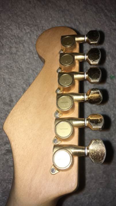 ストラト ディマジオ値下げ