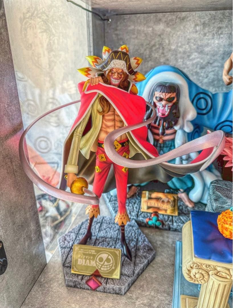 翌日発送　ドンキホーテファミリー　ディアマンテ　ワンピース　フィギュア