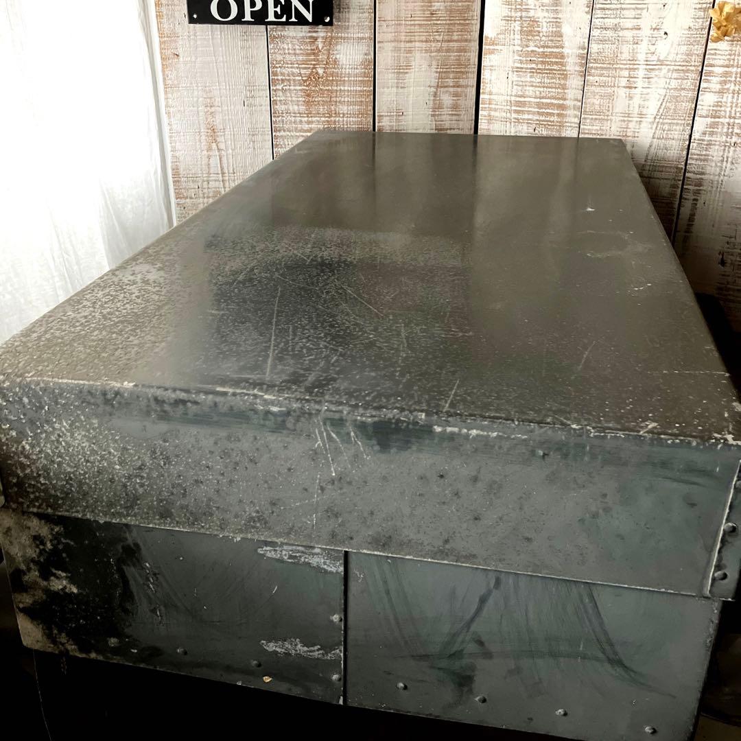 ヴィンテージ　リベット　アルミコンテナ　アルミBOX