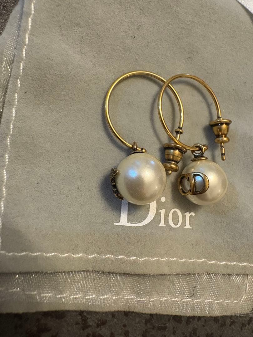 限定価格！DIOR ピアス