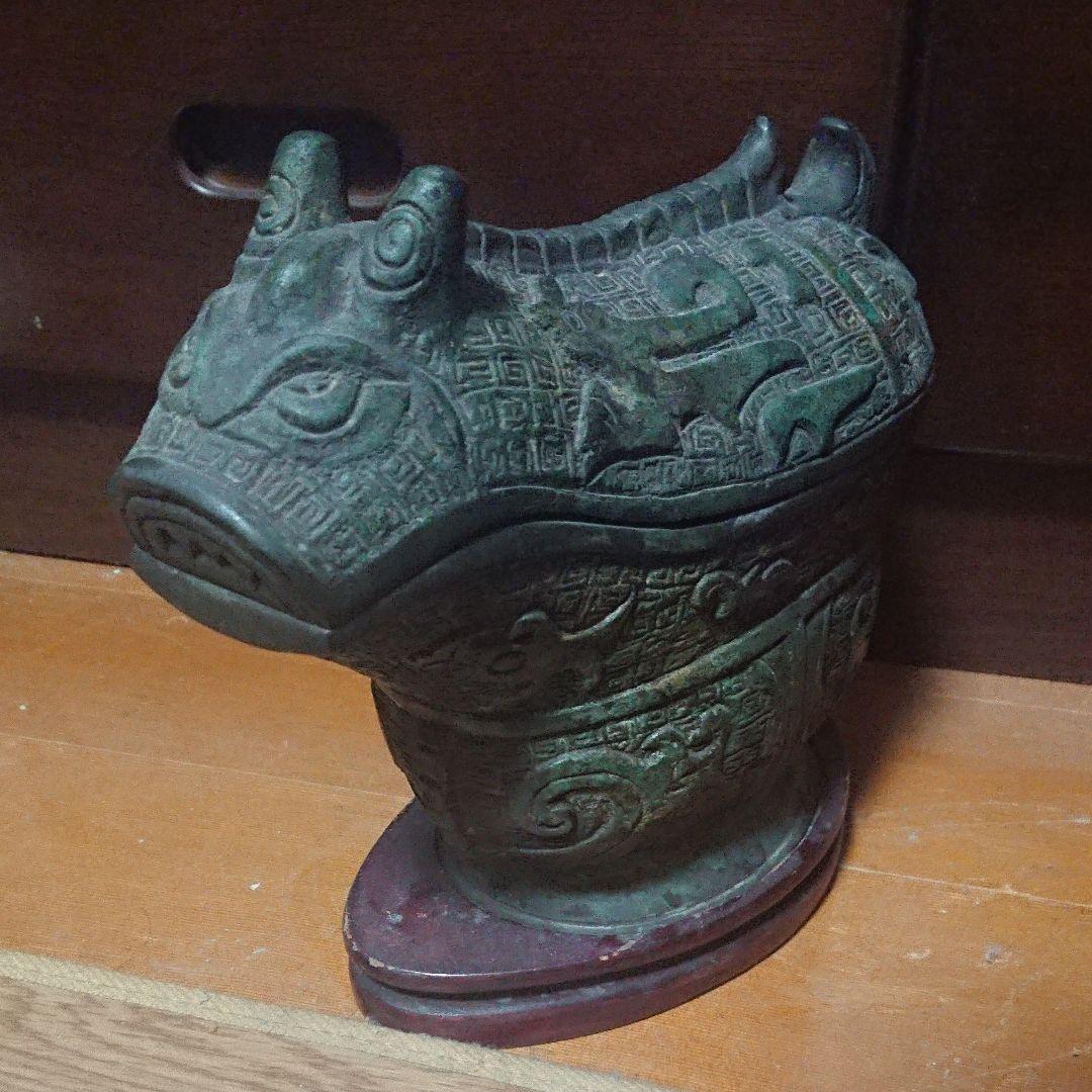 中国の金属製置物　骨董品　アンティーク