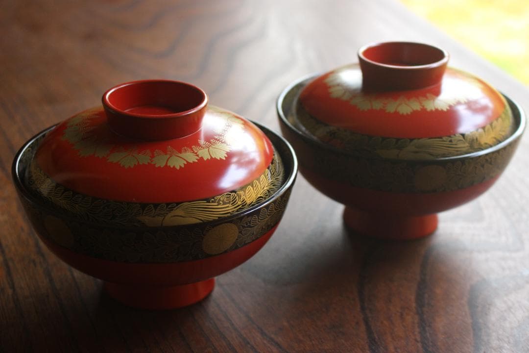 時代逸品！上質朱漆に極上菊桐唐草蒔絵の映えるお椀2点（検輪島塗京塗高台寺蒔絵