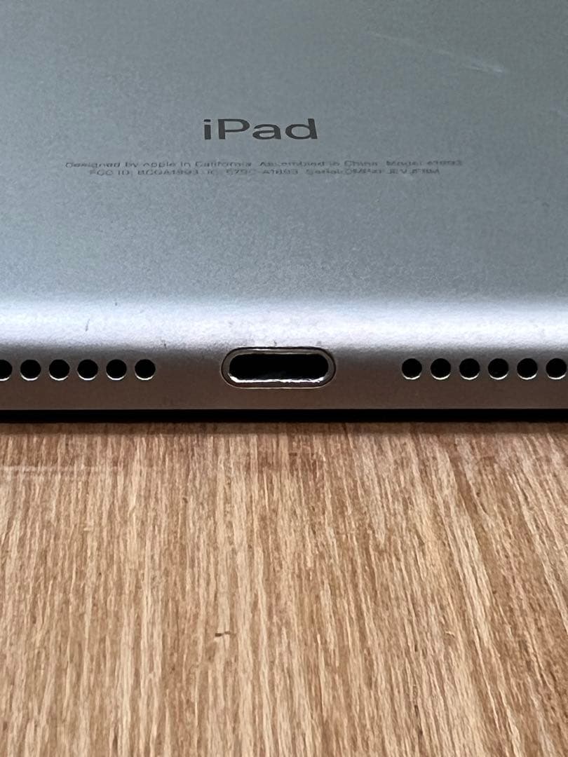 iPad6　第6世代　128gb　シルバー　機能不良有り