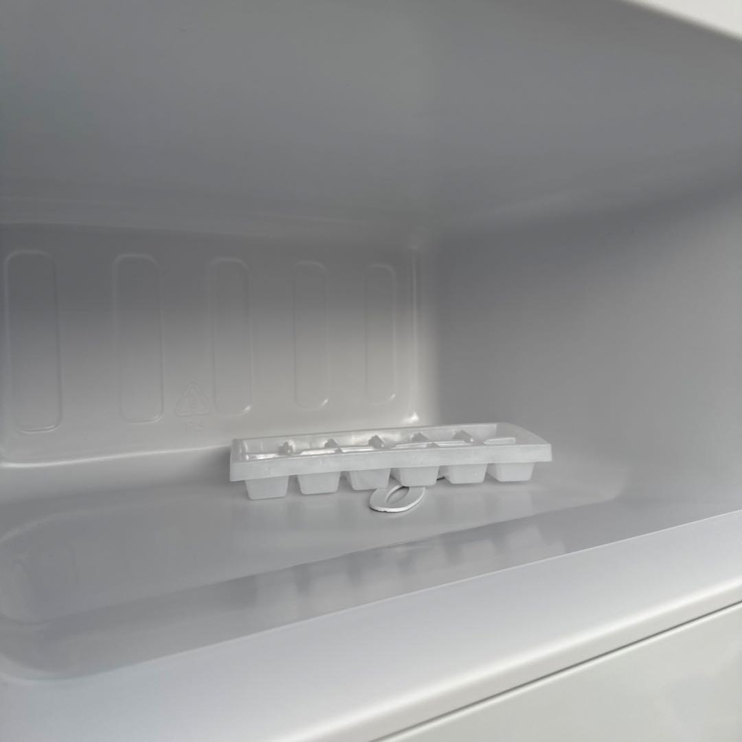 ほぼ未使用 MAXZEN 2024年製 冷蔵庫 85L 2ドア 静音 幅47cm