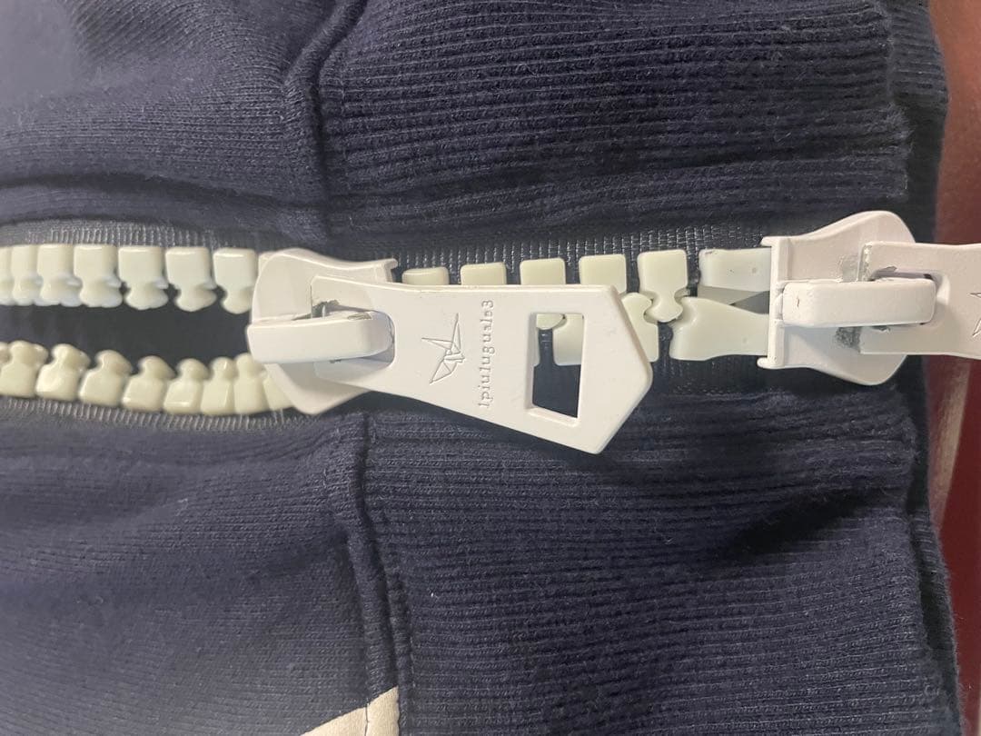 1PIU1UGUALE3 RELAX ウノピュ　ジップアップパーカー　ネイビー