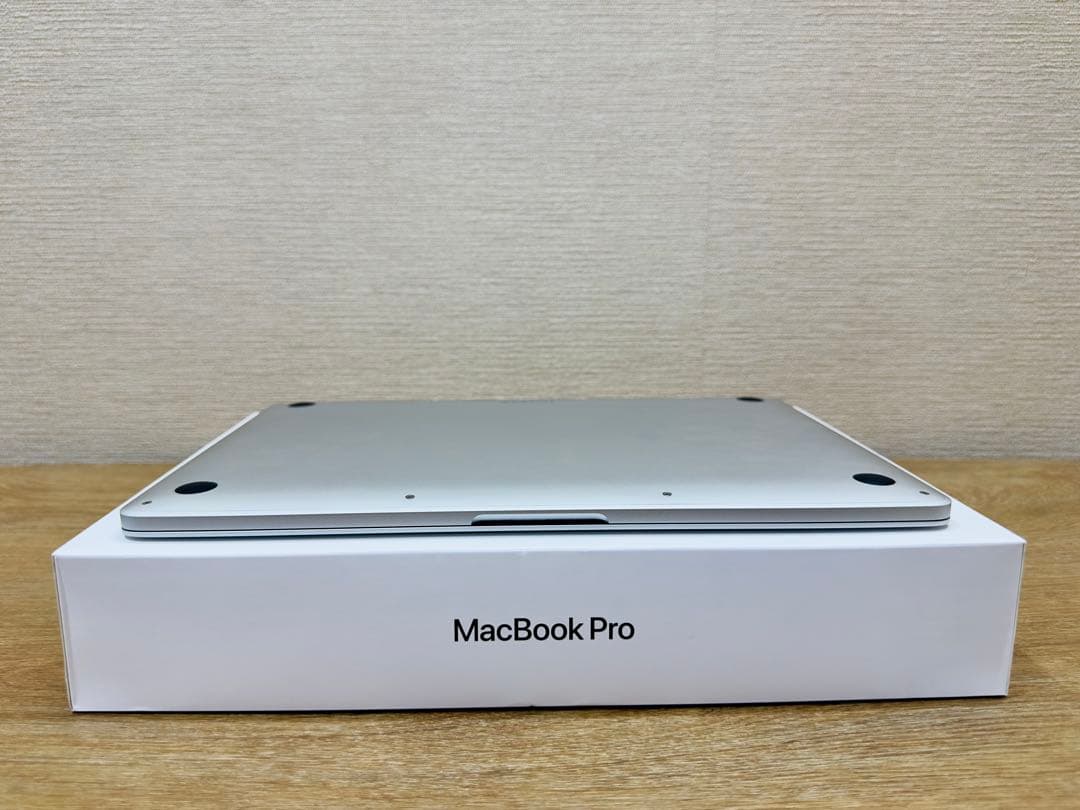美品MacBook Pro i7 【MacOS 2023年／512GB／16GB