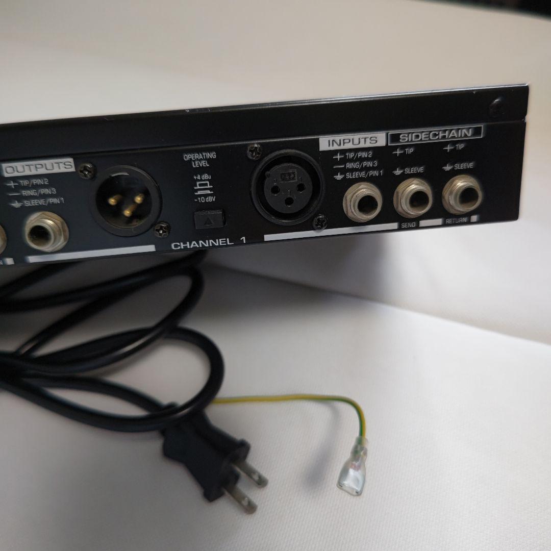 BEHRINGER べリンガー MDX2200 コンプレッサー