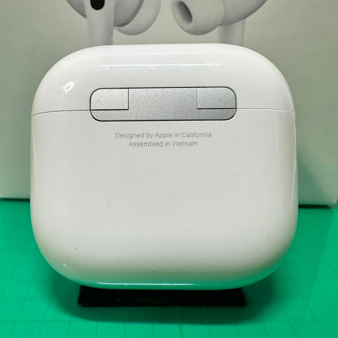 AirPods 第4世代 充電ケース　アクティブノイズキャンセリング(ANC)